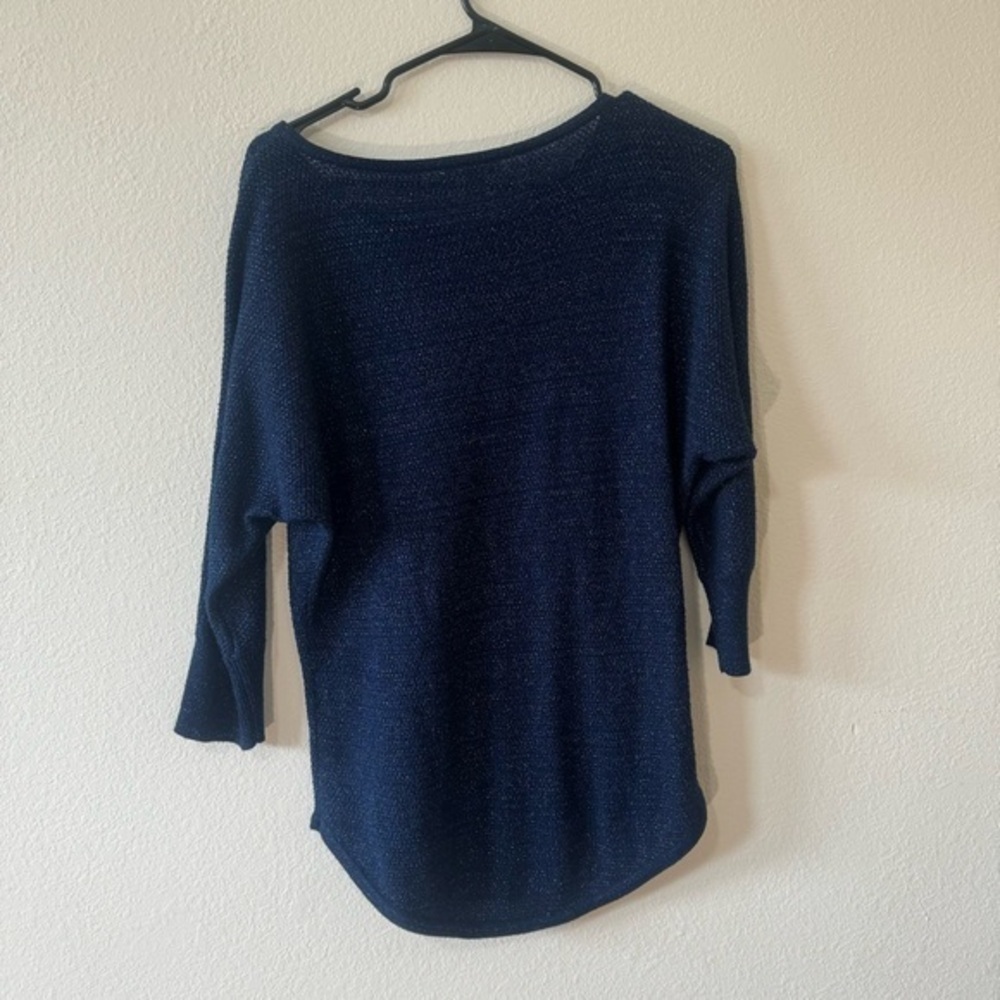 Lightweight Knit Dark Blue Top - Picture 3 of 11